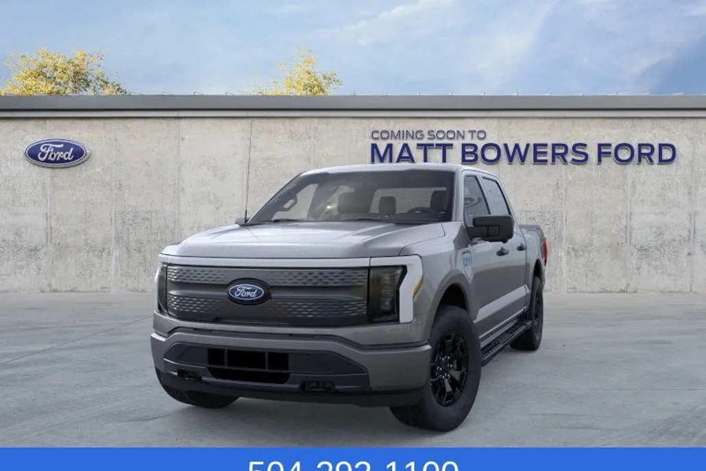 2025 Ford F-150 Lightning XLT photo 1
