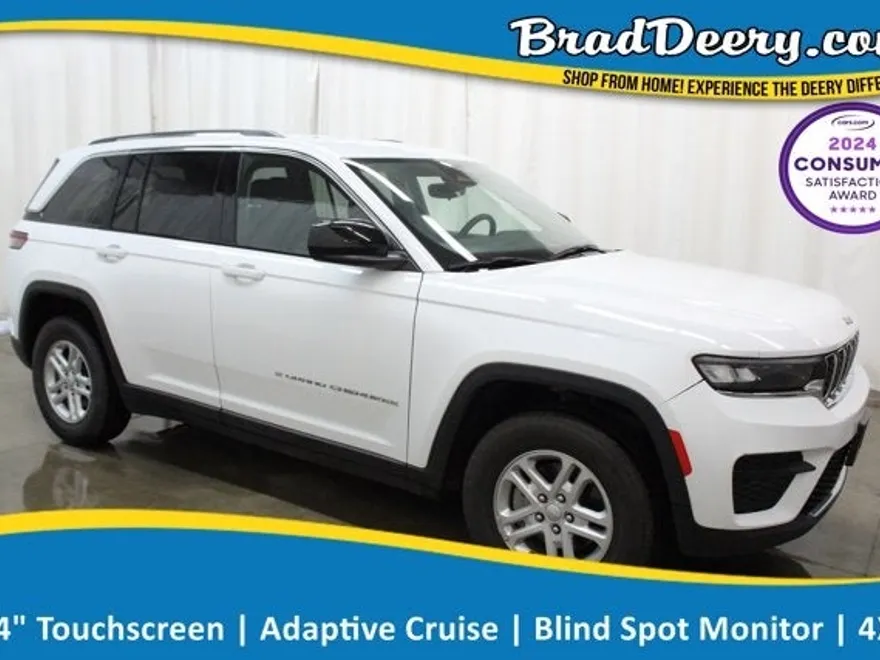 2023 Jeep Grand Cherokee Laredo photo 1