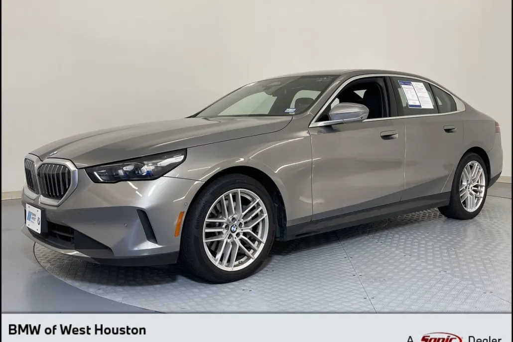 2024 Bmw 530i photo 1