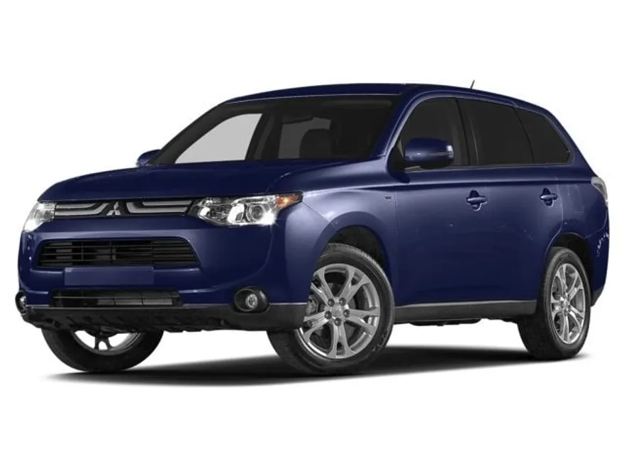 2014 Mitsubishi Outlander SE photo 1