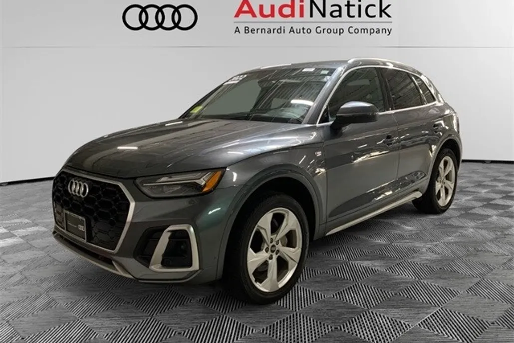 2022 Audi Q5 45 S line Premium photo 1