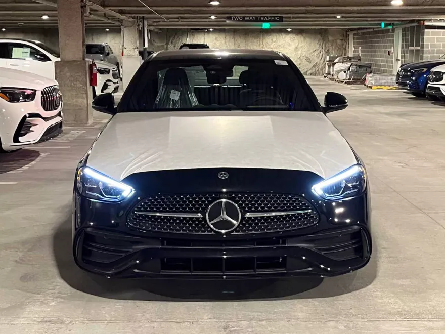 2025 Mercedes Benz C 300 4MATIC photo 1
