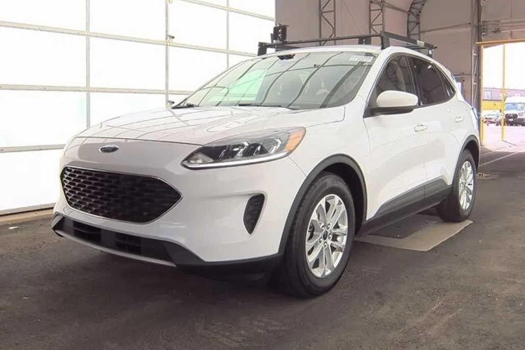 2020 Ford Escape SE photo 1
