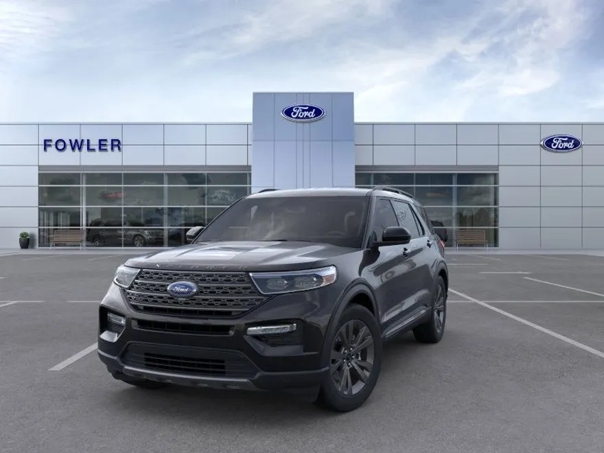 2024 Ford Explorer XLT photo 1