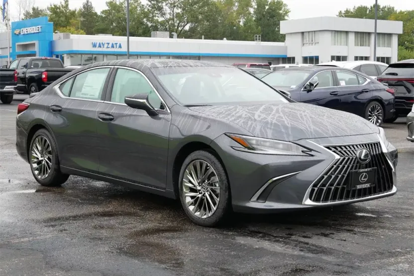 2025 Lexus ES 300h Ultra Luxury photo 1
