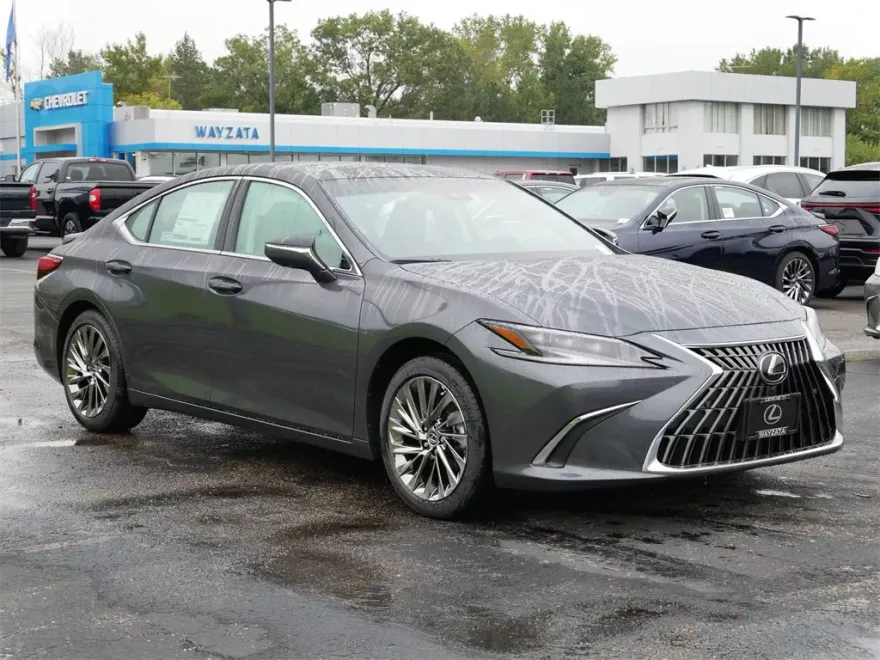 2025 Lexus ES 300h Ultra Luxury photo 1