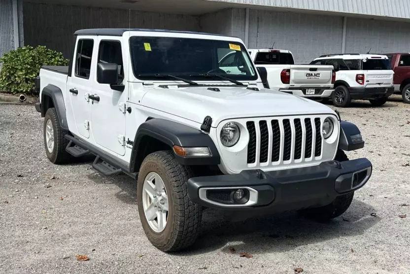 2021 Jeep Gladiator Sport photo 1