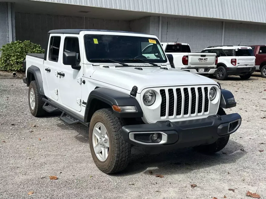 2021 Jeep Gladiator Sport photo 1