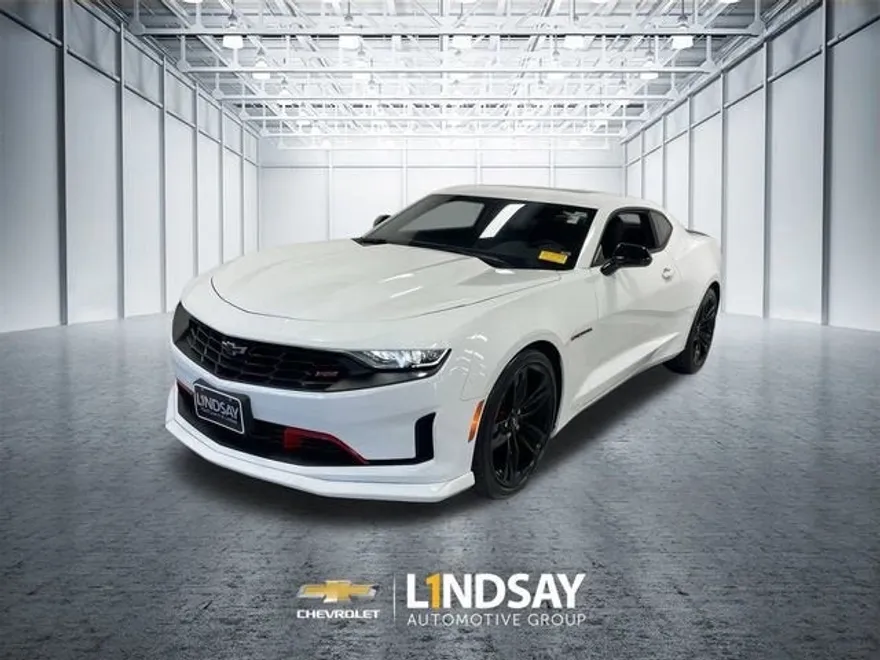 2022 Chevrolet Camaro LS photo 1