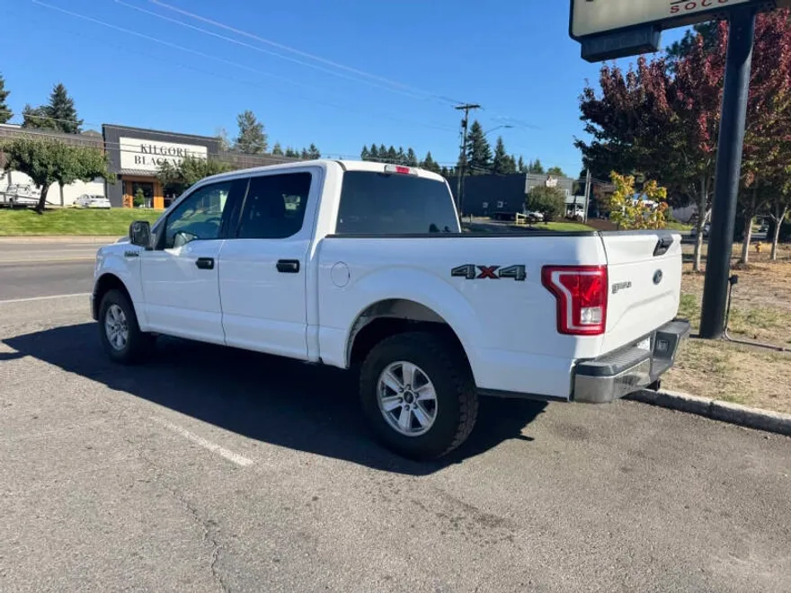 2017 Ford F-150 XLT photo 1