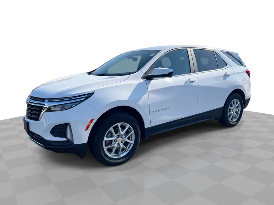 2023 Chevrolet Equinox LT photo 1