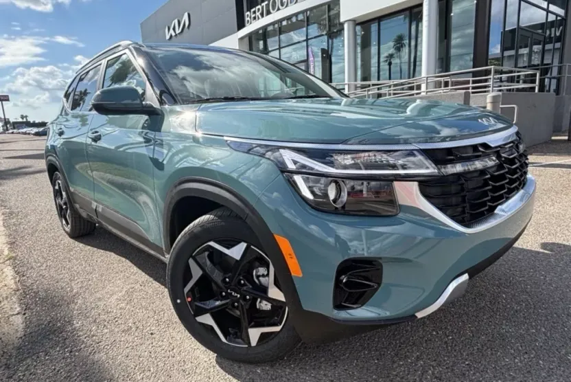 2026 Kia Seltos EX photo 1