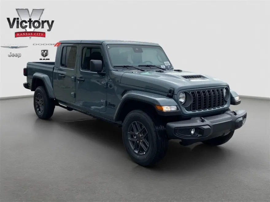 2025 Jeep Gladiator Sport S photo 1