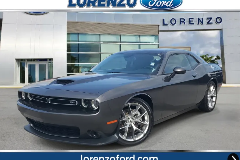 2023 Dodge Challenger GT photo 1