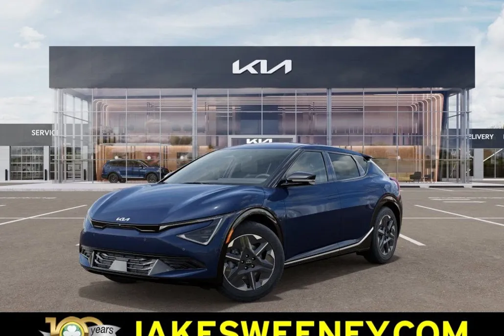 2025 Kia EV6 Light photo 1