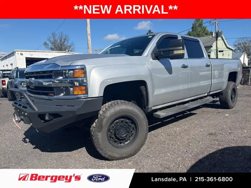 2019 Chevrolet Silverado 2500HD LTZ photo 1