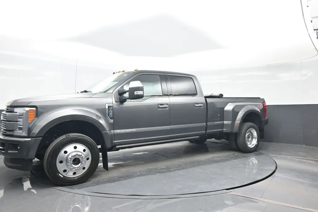 2019 Ford F-450 XL photo 1