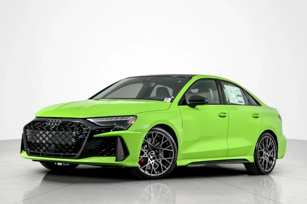 2025 Audi RS 3 Base photo 1