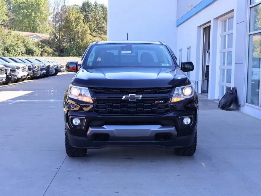 2022 Chevrolet Colorado Z71 photo 1