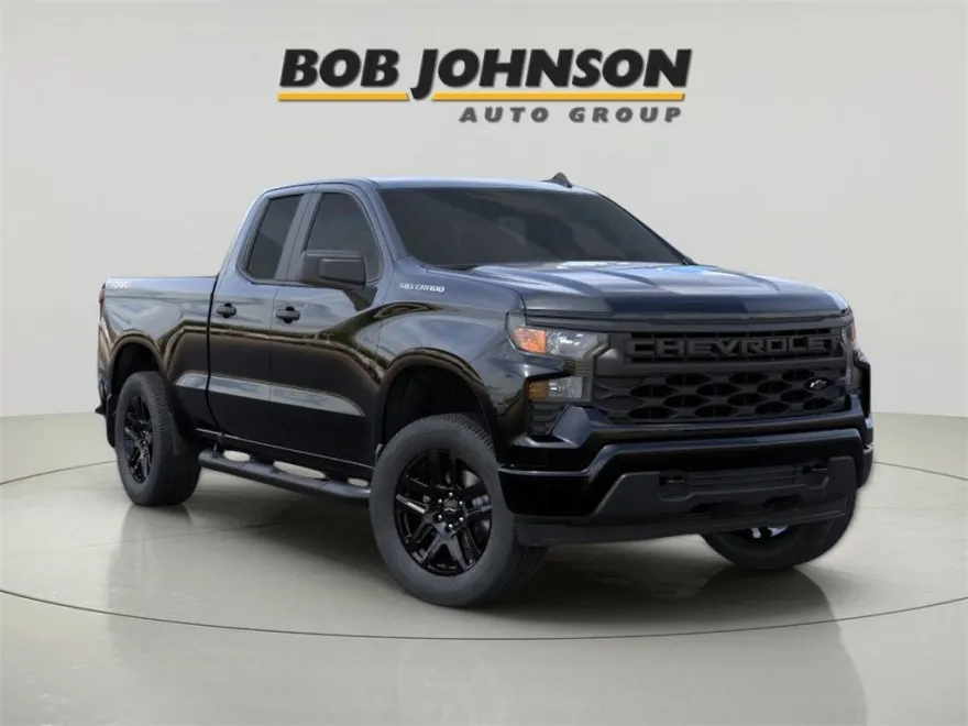 2026 Chevrolet Silverado 1500 Custom photo 1