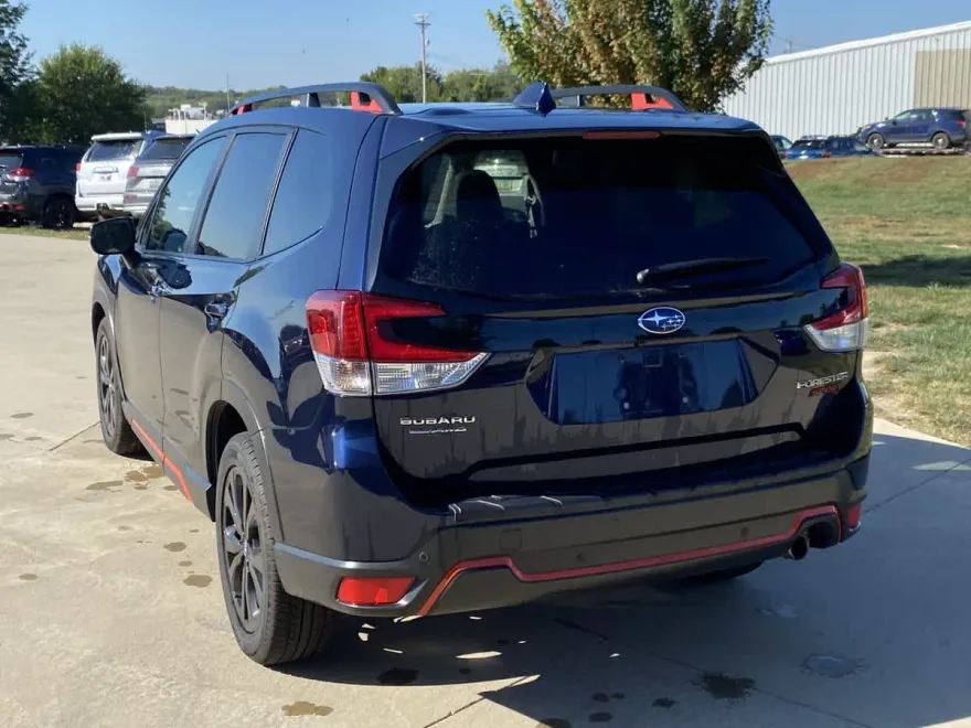 2020 Subaru Forester Sport photo 1