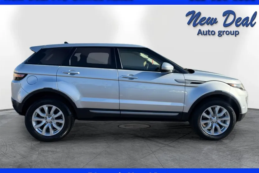 2016 Land Rover Range Rover Evoque SE photo 1