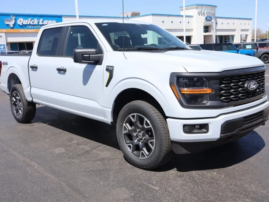 2025 Ford F-150 STX photo 1