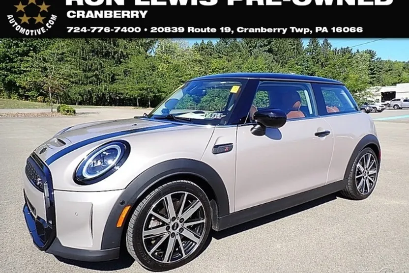 2023 Mini Cooper Base photo 1