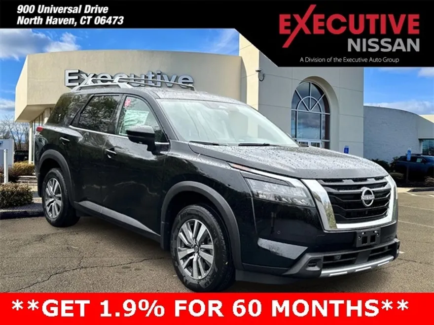 2025 Nissan Pathfinder SL photo 1