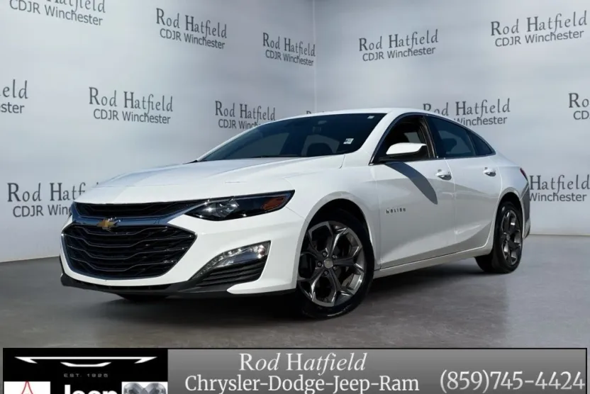 2024 Chevrolet Malibu 1LT photo 1