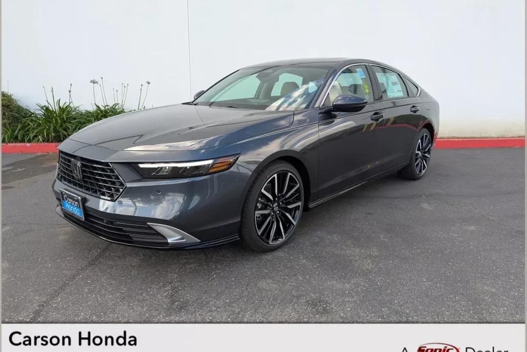 2025 Honda Accord Hybrid Touring photo 1
