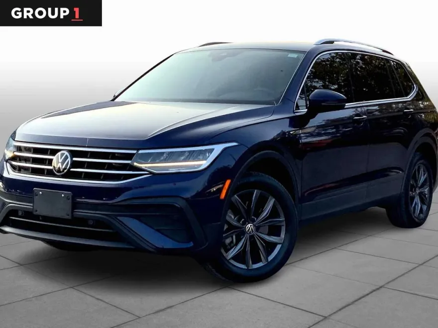 2022 Volkswagen Tiguan SE photo 1