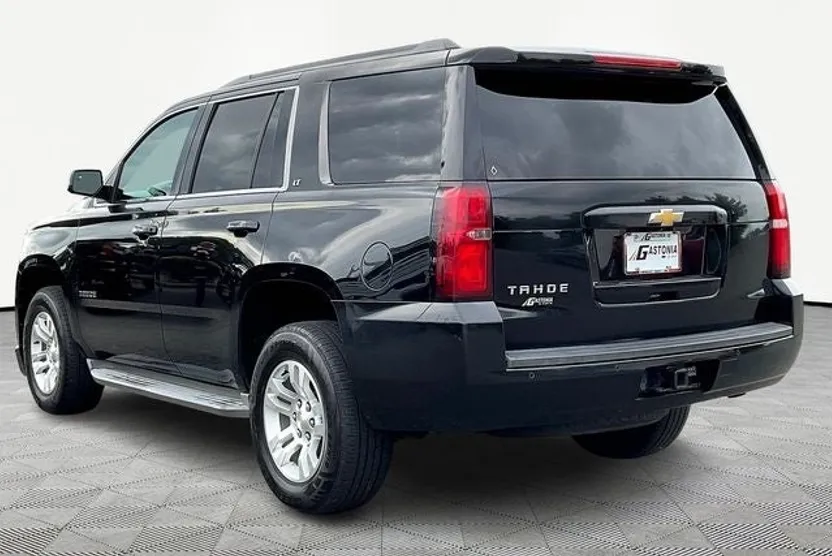 2015 Chevrolet Tahoe LT photo 1