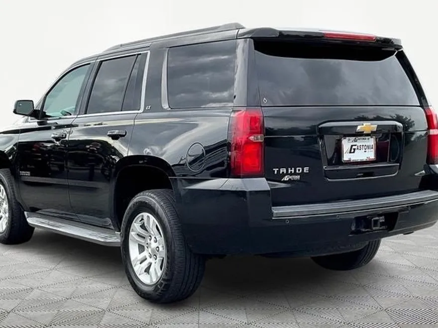 2015 Chevrolet Tahoe LT photo 1