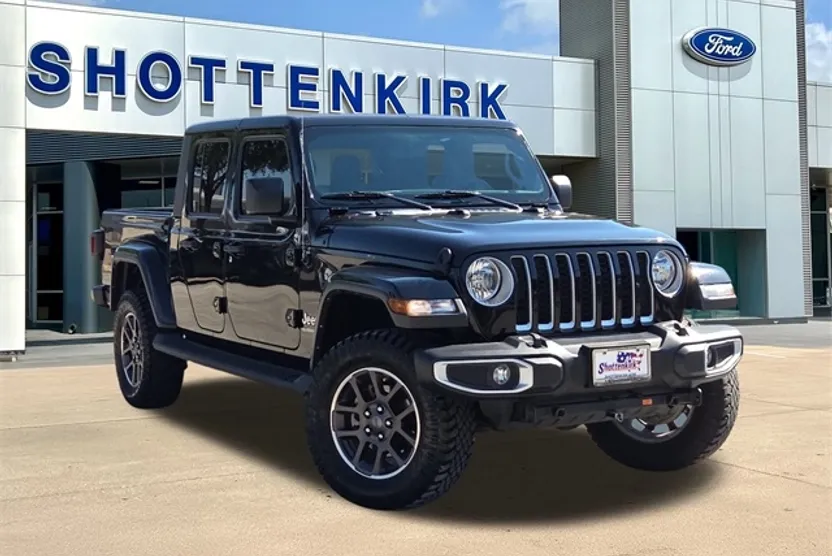 2022 Jeep Gladiator Overland photo 1