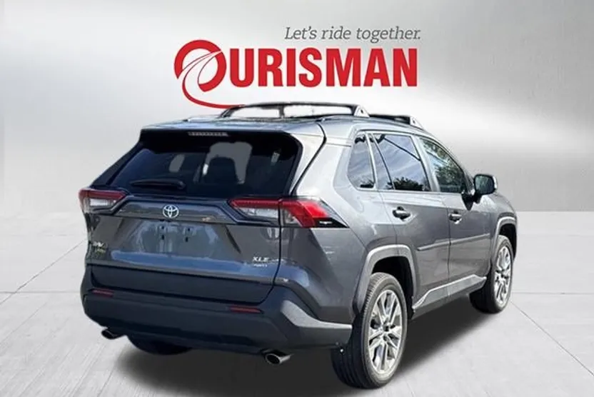 2019 Toyota RAV4 XLE Premium photo 1
