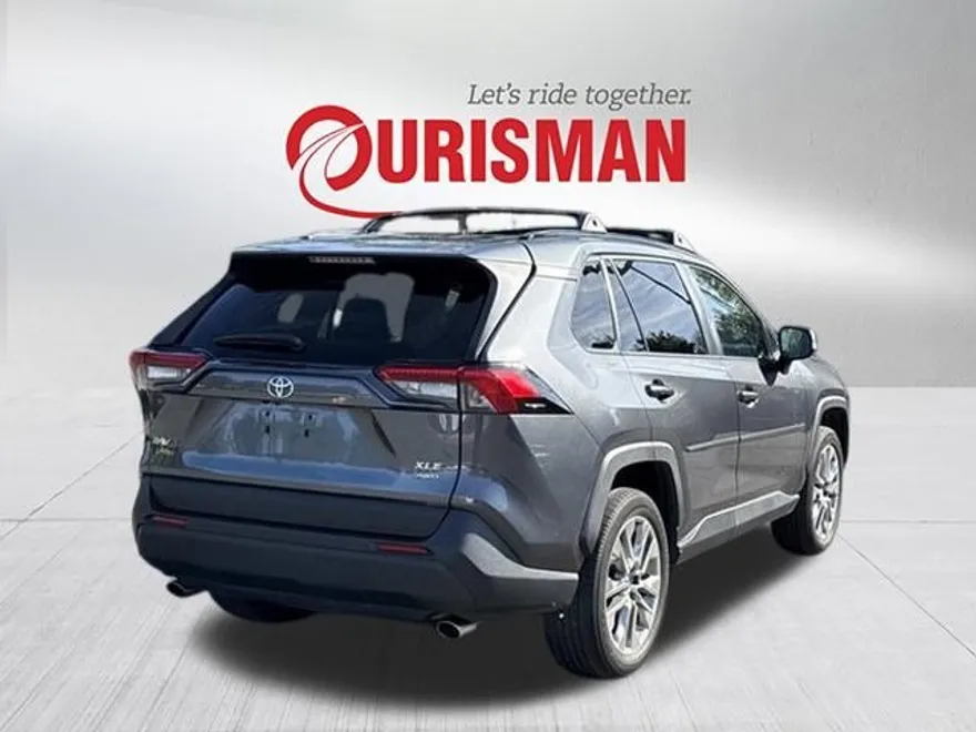 2019 Toyota RAV4 XLE Premium photo 1