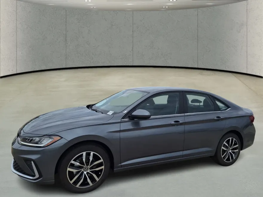 2025 Volkswagen Jetta SE photo 1