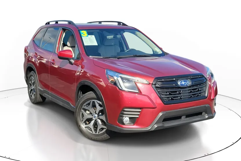 2023 Subaru Forester Premium photo 1
