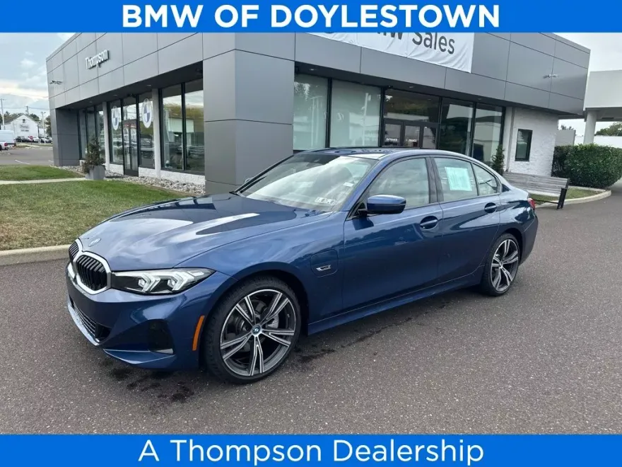 2023 Bmw 330e xDrive photo 1