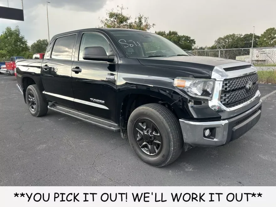 2021 Toyota Tundra SR5 CrewMax photo 1