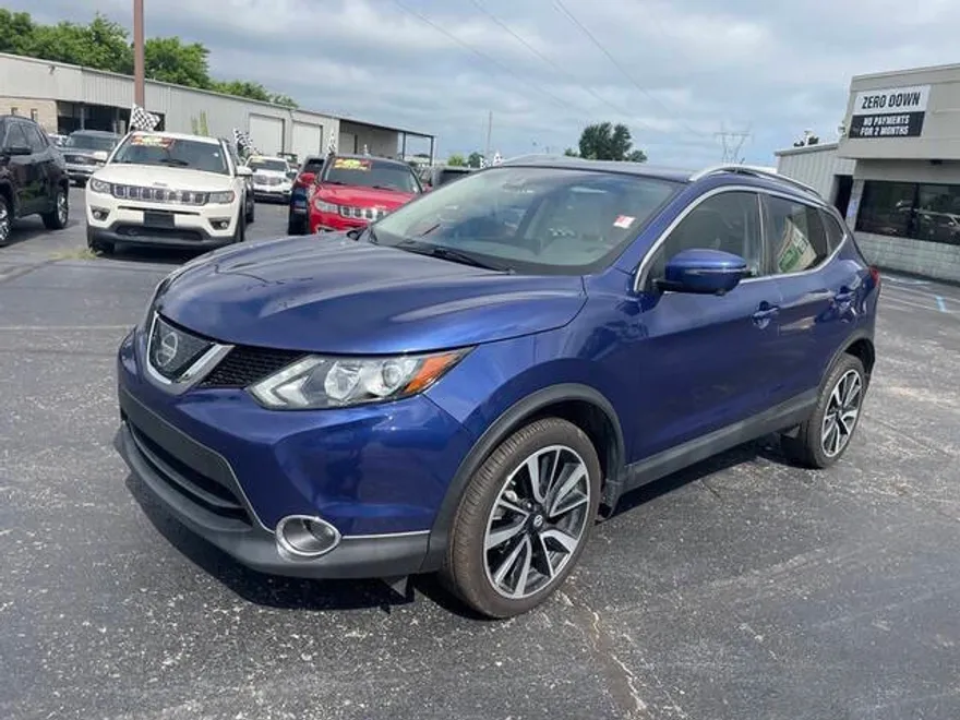 2019 Nissan Rogue Sport S photo 1