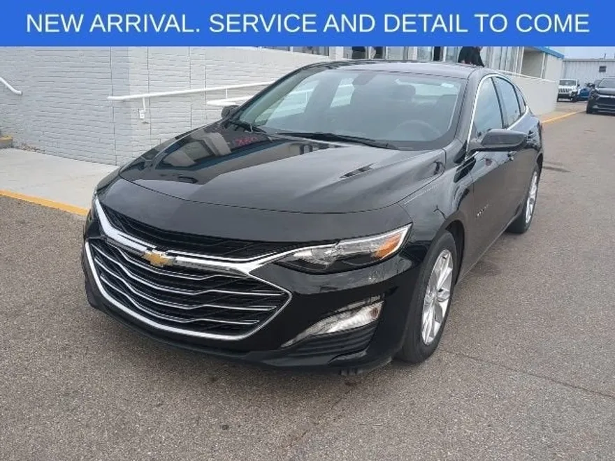 2022 Chevrolet Malibu 1LT photo 1