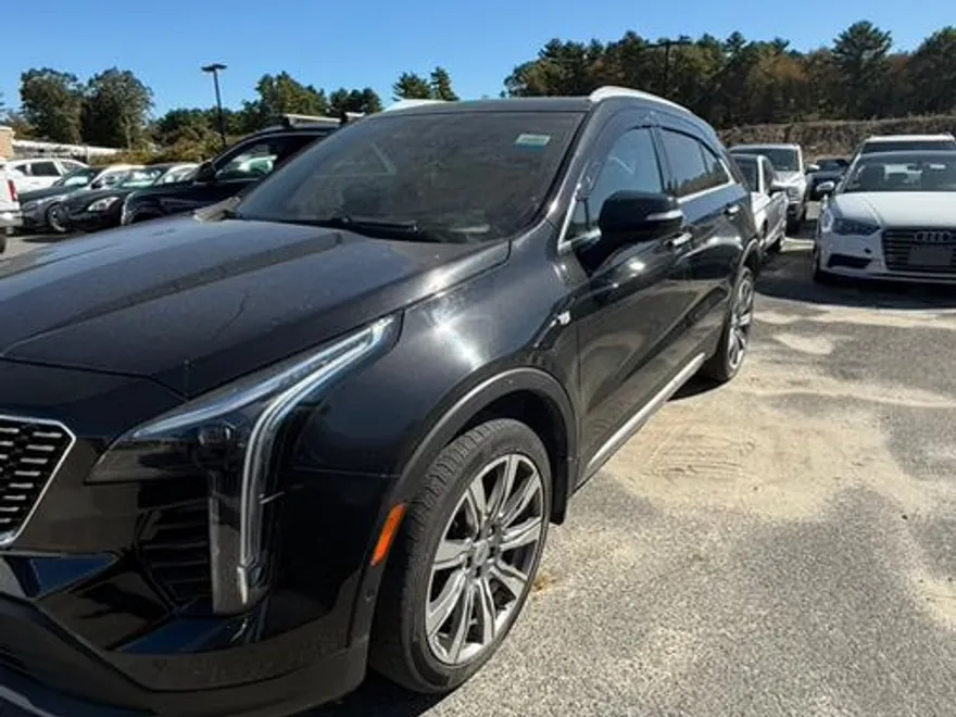 2019 Cadillac XT4 Premium Luxury photo 1