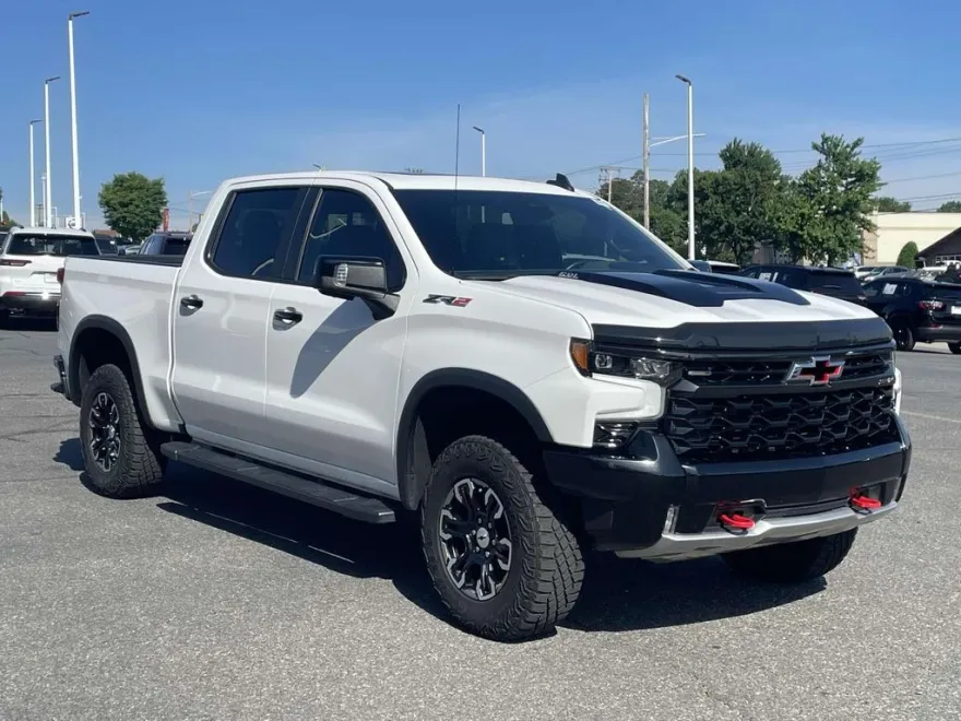2023 Chevrolet Silverado 1500 ZR2 photo 1