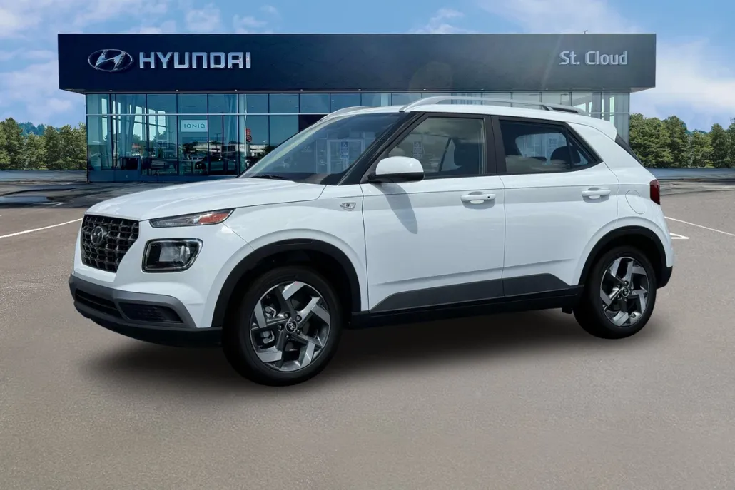 2025 Hyundai Venue SEL photo 1