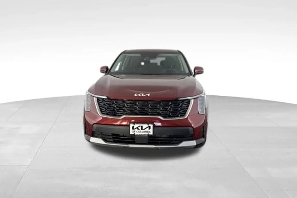 2025 Kia Sorento LX photo 1