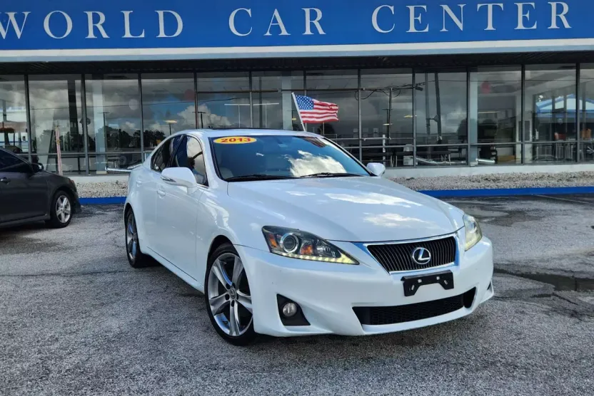 2013 Lexus IS 250 photo 1
