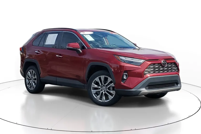 2022 Toyota RAV4 Limited photo 1
