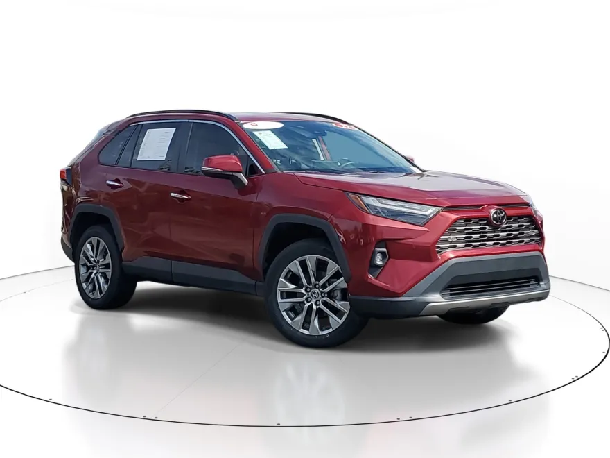2022 Toyota RAV4 Limited photo 1